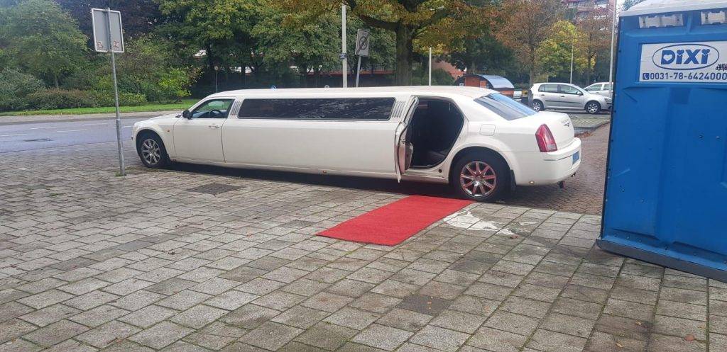 Chrysler limousine XL Limousine