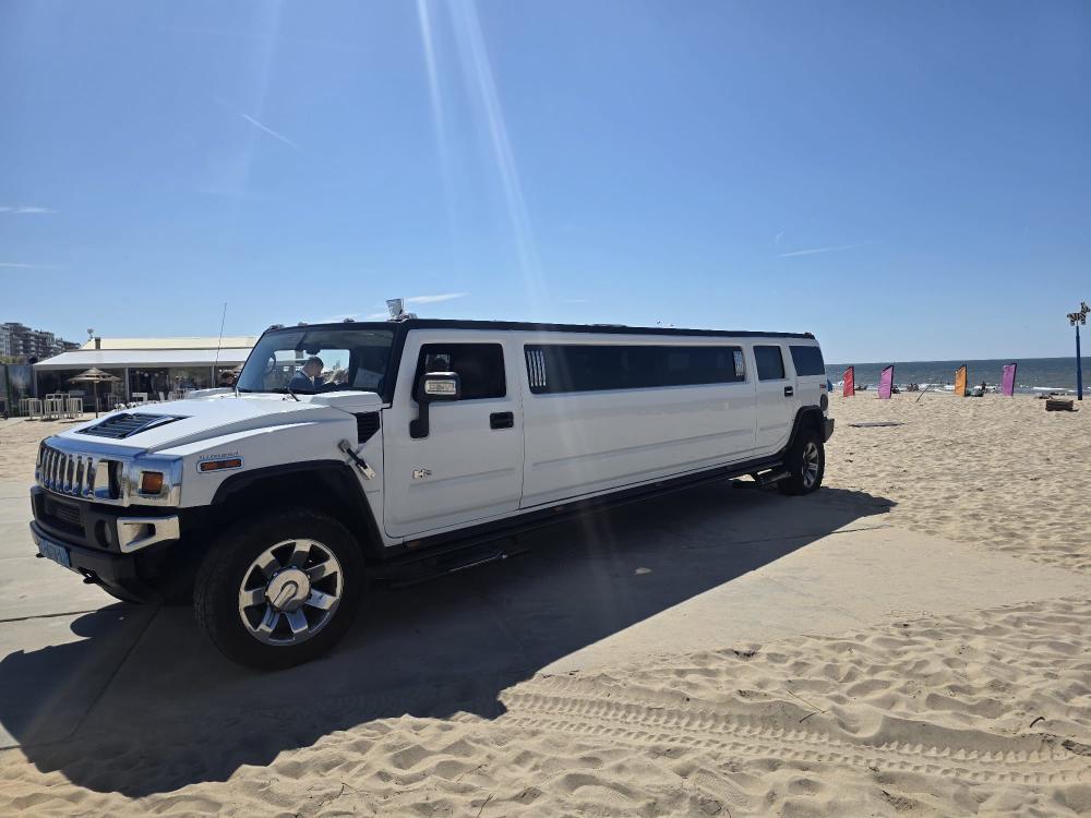 Molimo Hummer H2 Limousine wit